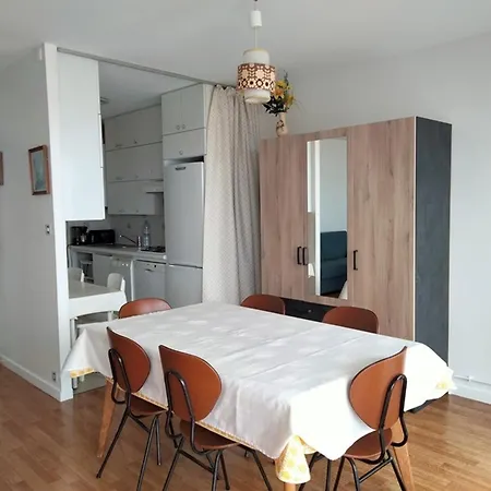 Face Au Coeur Des Sables D'olonne - Balcon Sud, Equipe, 2 Pers. - Fr-1-331-218 Les Sables-dʼOlonne