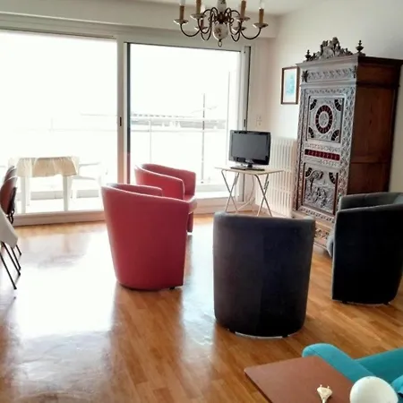 Face Au Coeur Des Sables D'olonne - Balcon Sud, Equipe, 2 Pers. - Fr-1-331-218 *