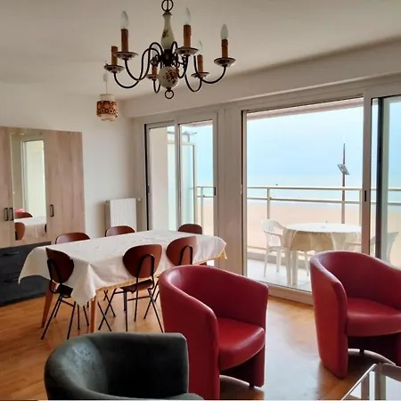 Face Au Coeur Des Sables D'olonne - Balcon Sud, Equipe, 2 Pers. - Fr-1-331-218 Daire