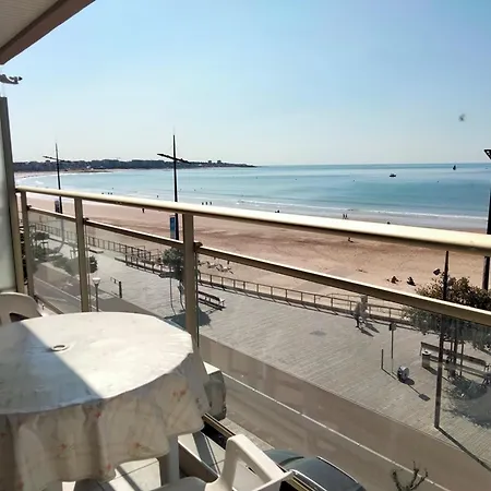Face Au Coeur Des Sables D'olonne - Balcon Sud, Equipe, 2 Pers. - Fr-1-331-218 Daire *
