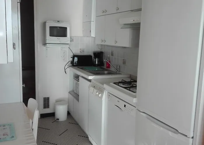 Face Au Coeur Des Sables D'olonne - Balcon Sud, Equipe, 2 Pers. - Fr-1-331-218 * 莱萨布勒-多洛讷